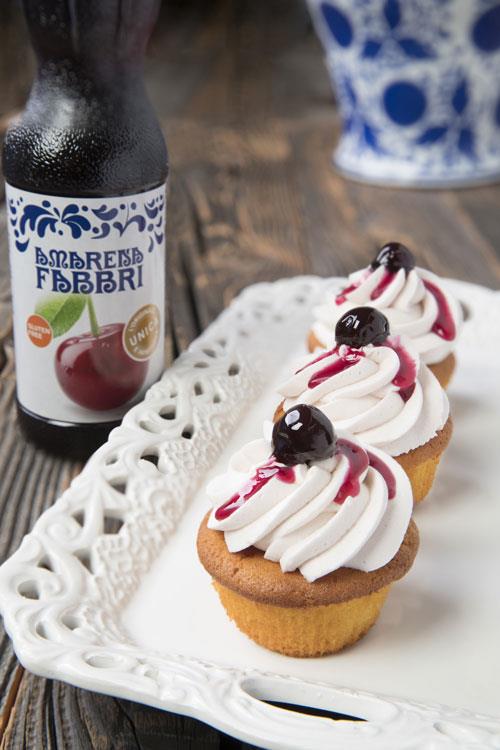 Creme mit Amarena Fabbri zum Füllen oder Verzieren